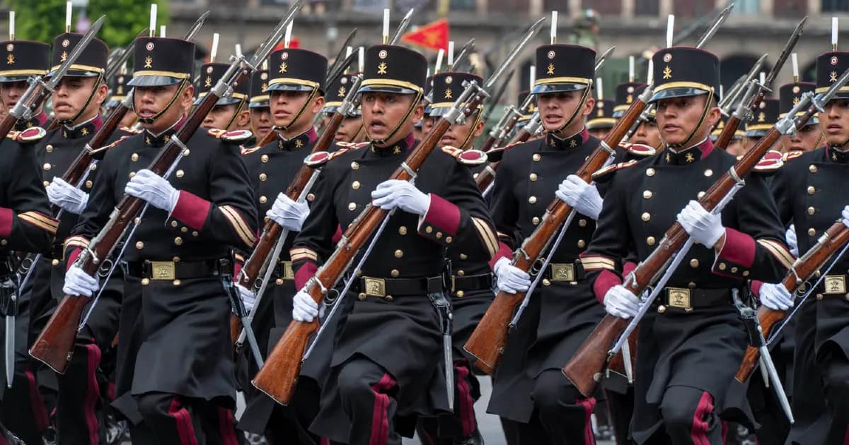 Desfile militar del 16 de septiembre de 2025 en imágenes